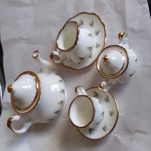 Harrods mini tea set for one.